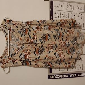 Tank with button front